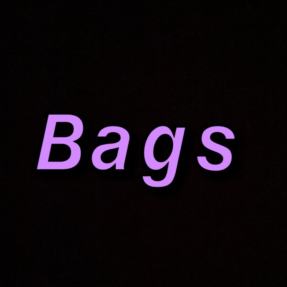 Hello! Here you will find my bag selection including purses.